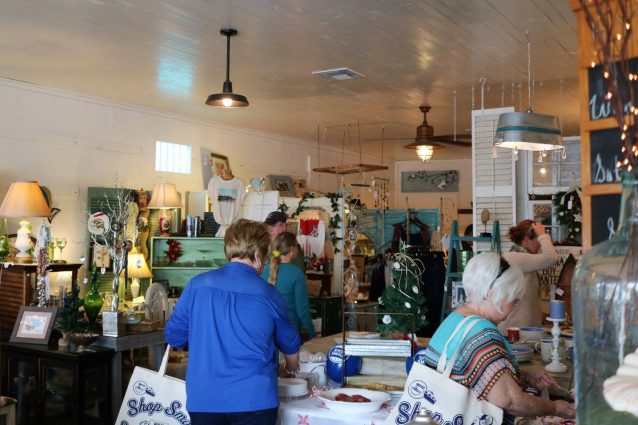 Gallery 4 - Carrabelle's Small Business Saturday