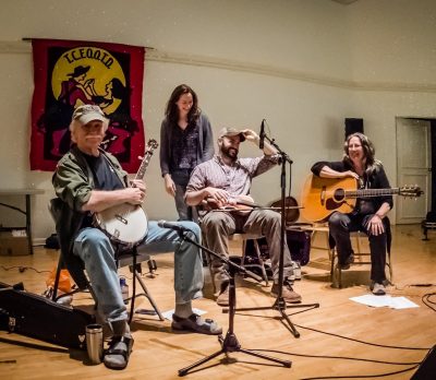Contra Dance feat. Vicki Morrison & Runaway Biscuits