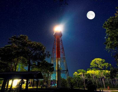 Full Moon Climb & Karaoke at Crooked River Lighthouse